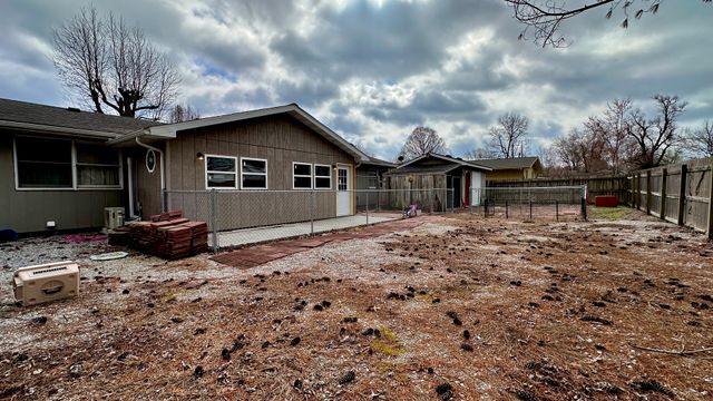 207 N Illinois Avenue, West Frankfort, IL 62896