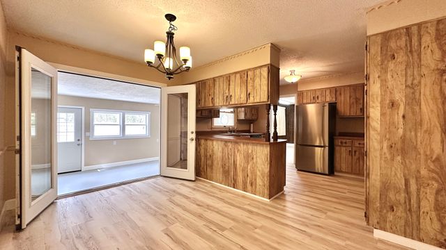 207 N Illinois Avenue, West Frankfort, IL 62896