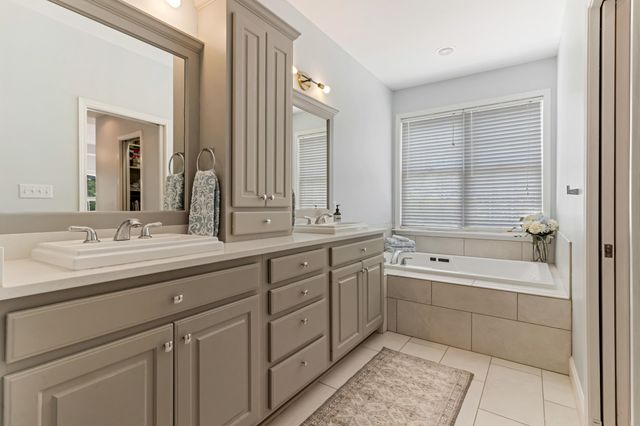 146 Coal Creek Drive, Boiling Springs, SC 29316