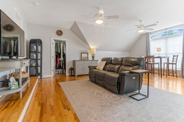 146 Coal Creek Drive, Boiling Springs, SC 29316