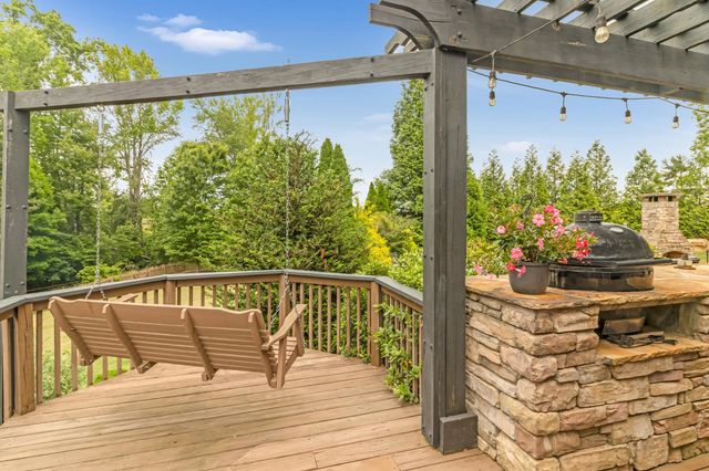 146 Coal Creek Drive, Boiling Springs, SC 29316