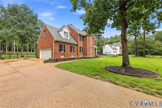 12124 Glen Kilchurn Dr, Chesterfield, VA 23838
