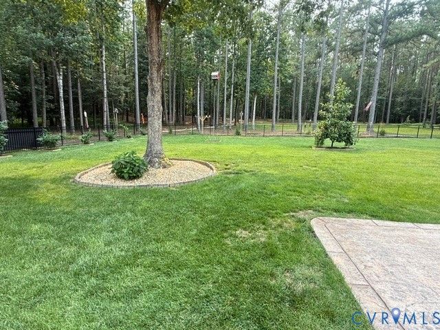 12124 Glen Kilchurn Dr, Chesterfield, VA 23838