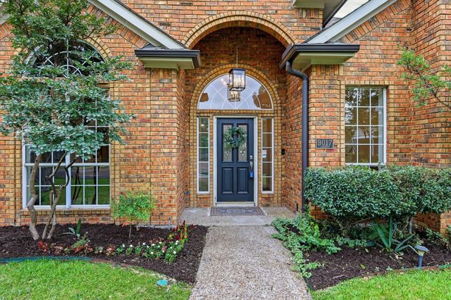 9017 Laredo Drive, Irving, TX 75063