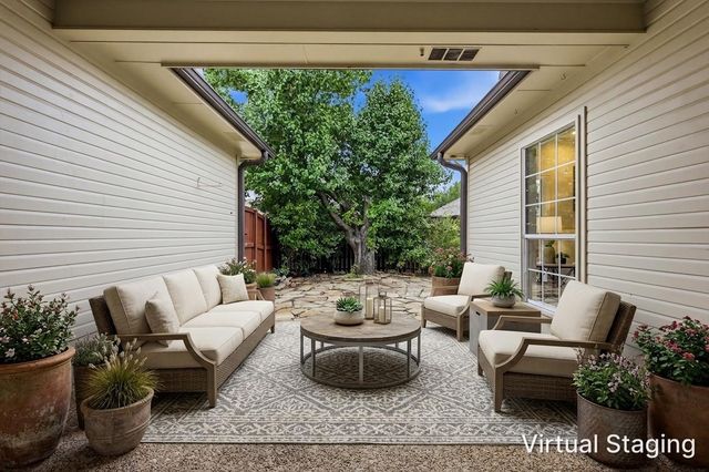 9017 Laredo Drive, Irving, TX 75063
