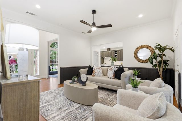 9017 Laredo Drive, Irving, TX 75063