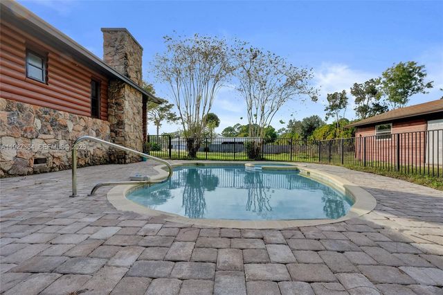 13175 158th St N, Jupiter, FL 33478