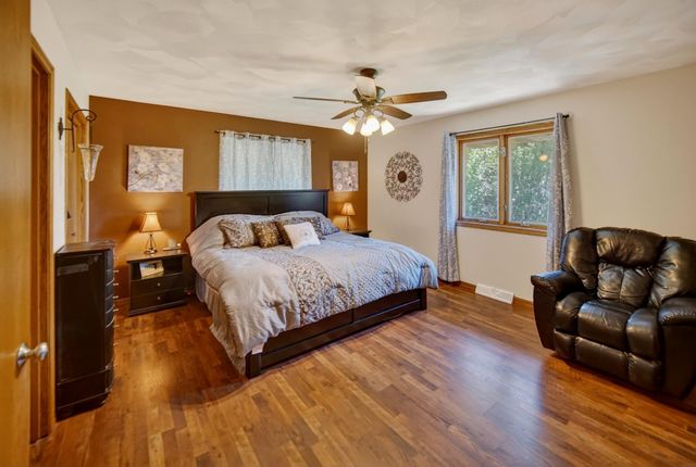 7137 Soppe Farms Road, Waterloo, IA 50702