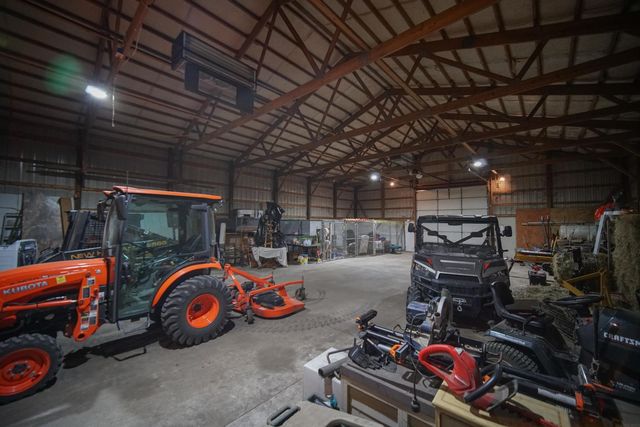 7137 Soppe Farms Road, Waterloo, IA 50702
