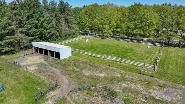 7137 Soppe Farms Road, Waterloo, IA 50702