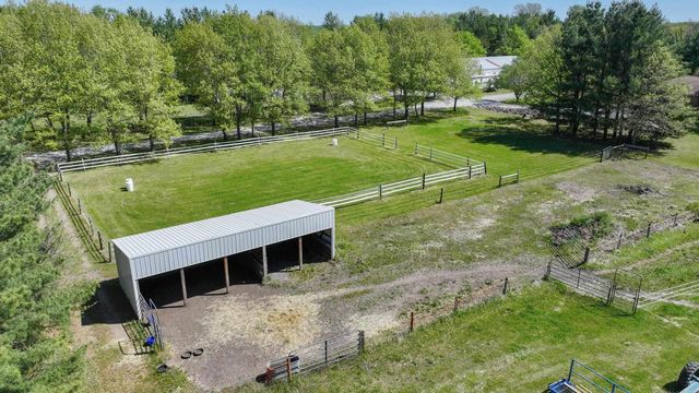 7137 Soppe Farms Road, Waterloo, IA 50702