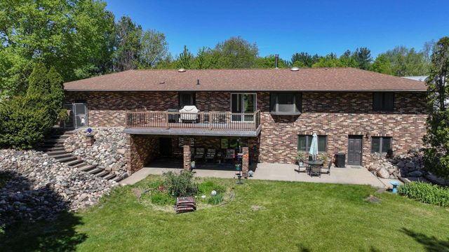 7137 Soppe Farms Road, Waterloo, IA 50702