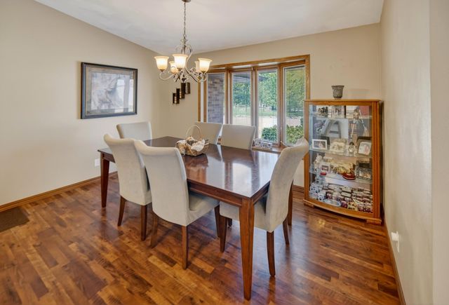 7137 Soppe Farms Road, Waterloo, IA 50702