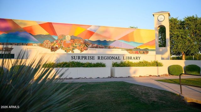 15244 W GRAY FOX Trail, Surprise, AZ 85387