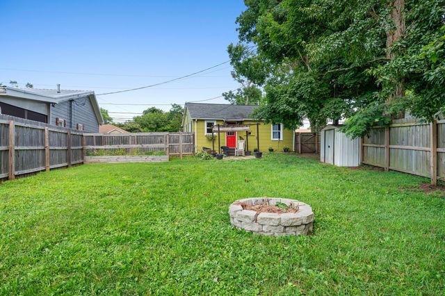 109 Tyree Springs Rd, White House, TN 37188