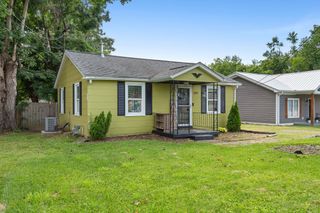109 Tyree Springs Rd, White House, TN 37188