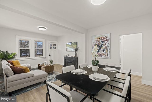 825 LYNDALE AVE, Trenton, NJ 08629