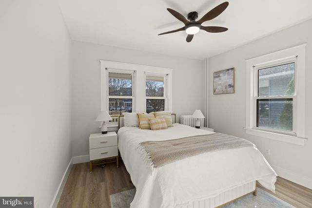 825 LYNDALE AVE, Trenton, NJ 08629