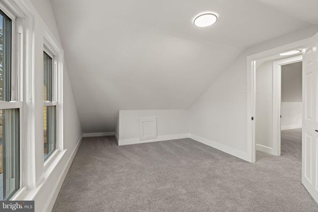 825 LYNDALE AVE, Trenton, NJ 08629