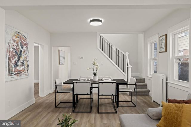 825 LYNDALE AVE, Trenton, NJ 08629