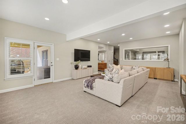 6008 Alexa Road, Charlotte, NC 28277