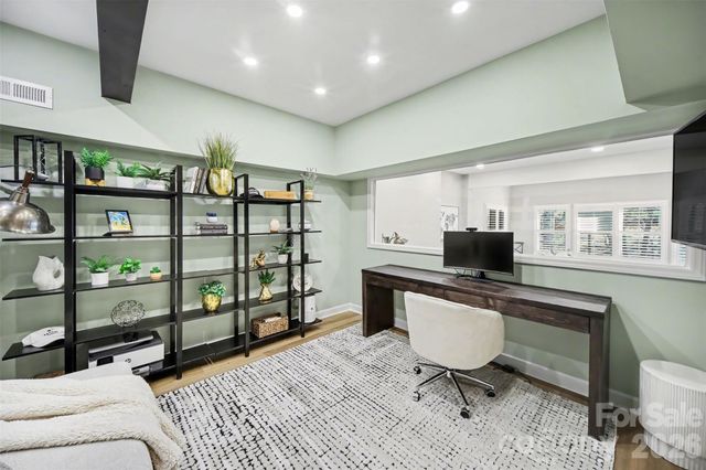 6008 Alexa Road, Charlotte, NC 28277