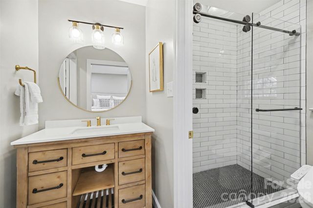 6008 Alexa Road, Charlotte, NC 28277