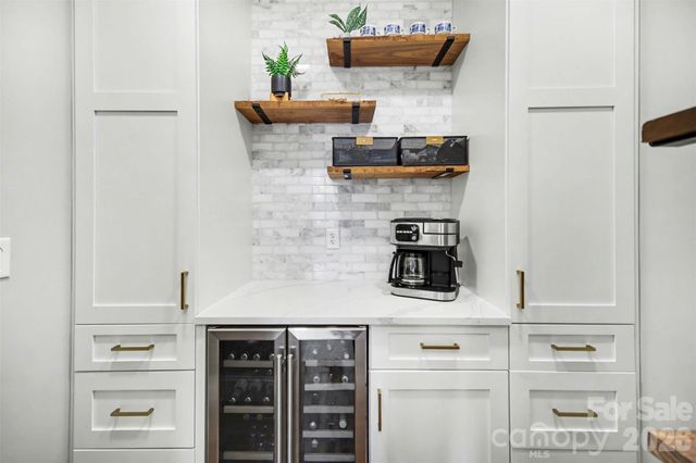 6008 Alexa Road, Charlotte, NC 28277