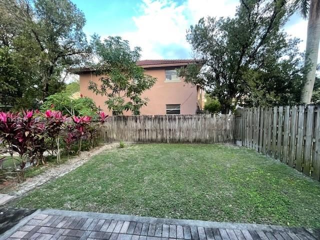 4403 NW 115th Ave, Coral Springs, FL 33065