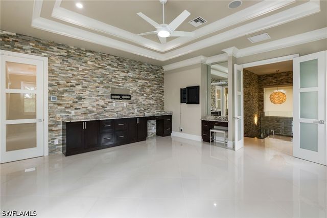 3585 33rd AVE NE, Naples, FL 34120