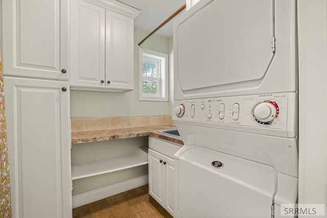 235 W 13th Street, Idaho Falls, ID 83402