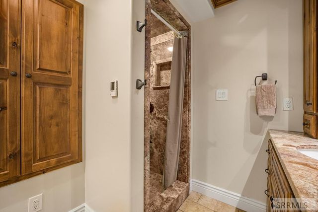 235 W 13th Street, Idaho Falls, ID 83402