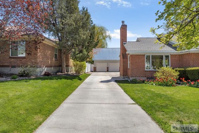 235 W 13th Street, Idaho Falls, ID 83402