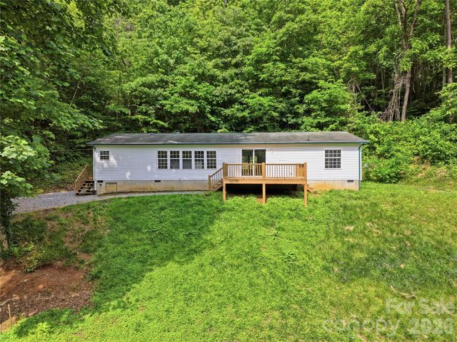 508 Cripple Creek Road, Sylva, NC 28779