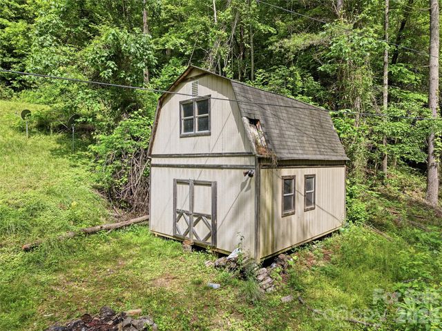 508 Cripple Creek Road, Sylva, NC 28779