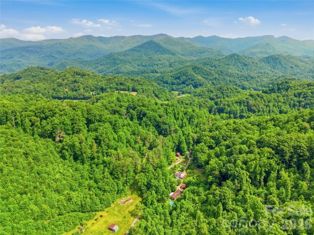 508 Cripple Creek Road, Sylva, NC 28779