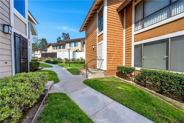 25885 Trabuco 213, Lake Forest, CA 92630