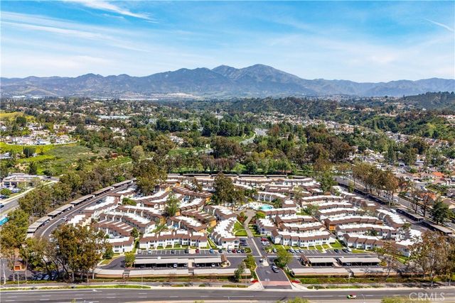 25885 Trabuco 213, Lake Forest, CA 92630