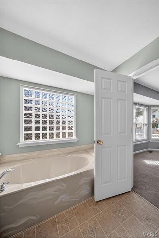 14 Augusta Downs Drive, St Peters, MO 63376