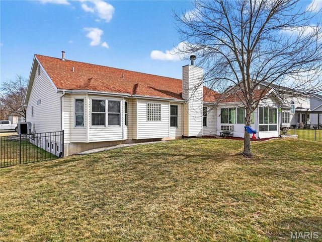 14 Augusta Downs Drive, St Peters, MO 63376