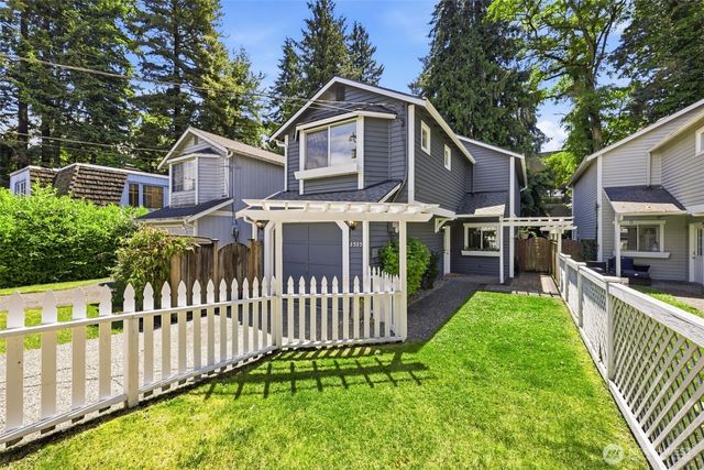 3535 NE 89th Street, Seattle, WA 98115