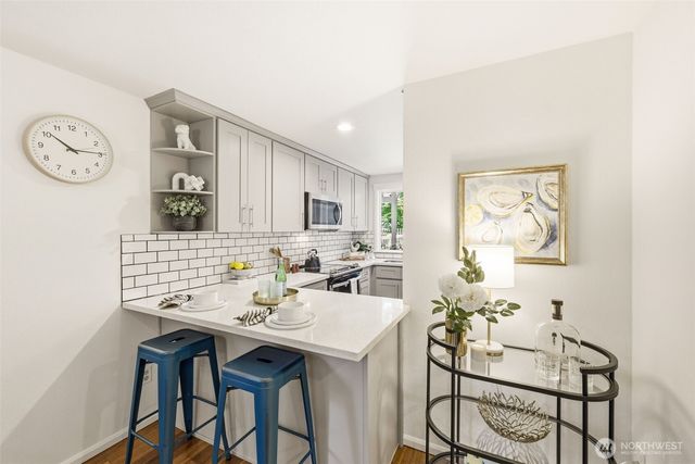 3535 NE 89th Street, Seattle, WA 98115