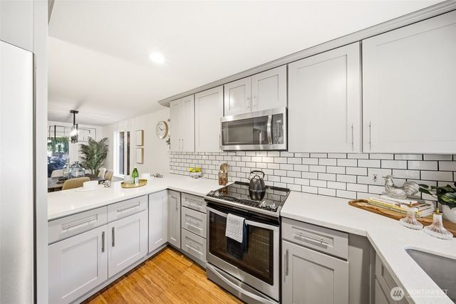 3535 NE 89th Street, Seattle, WA 98115