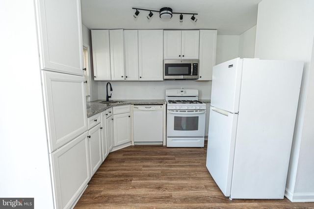 8032 GRAY HAVEN RD, Baltimore, MD 21222