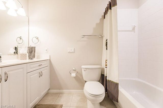 8135 Celeste DR # 4218, Naples, FL 34113