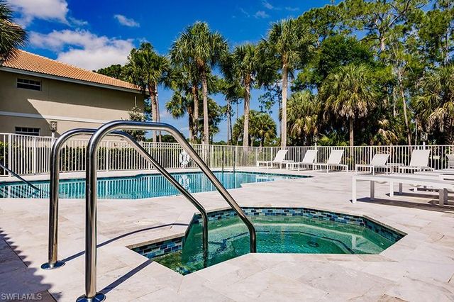8135 Celeste DR # 4218, Naples, FL 34113