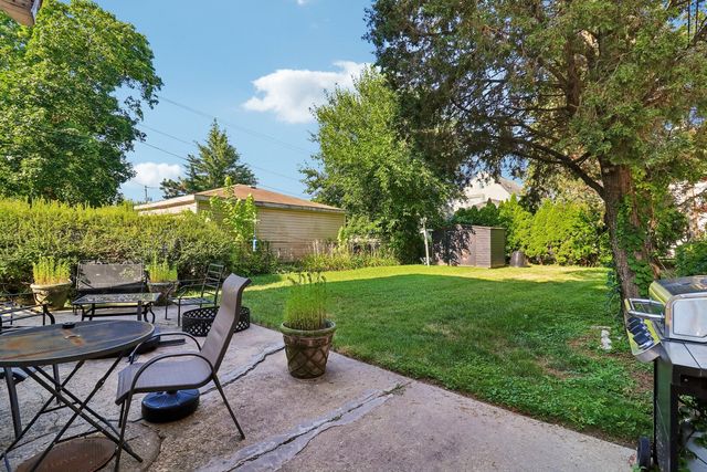 4446 N Lowell Avenue, Chicago, IL 60630