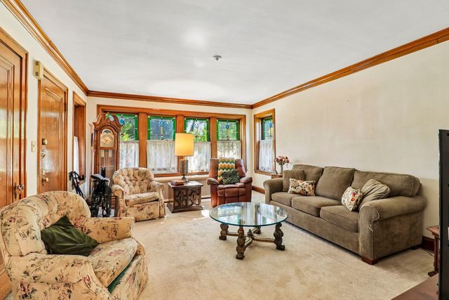 4446 N Lowell Avenue, Chicago, IL 60630