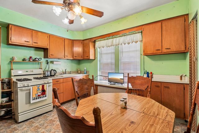 4446 N Lowell Avenue, Chicago, IL 60630
