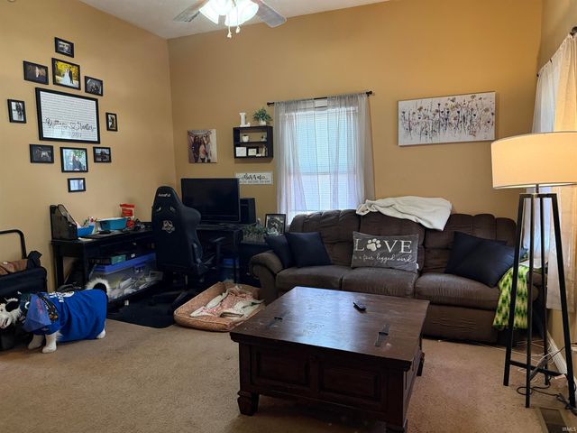 1527 S Ribble Avenue, Muncie, IN 47302